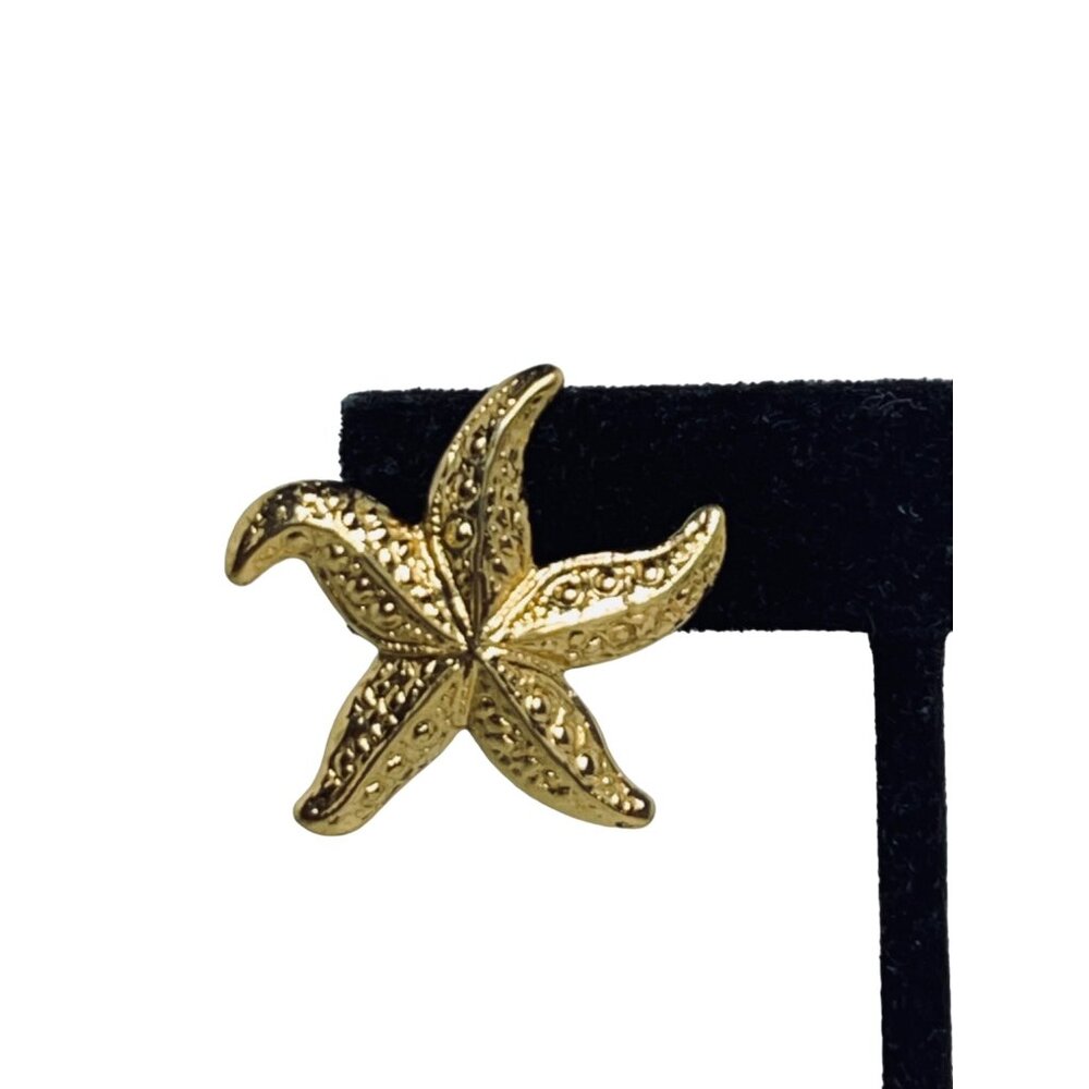 Vintage Gold Tone 3D Starfish Pierced Earrings (5403) - Picture 2 of 5